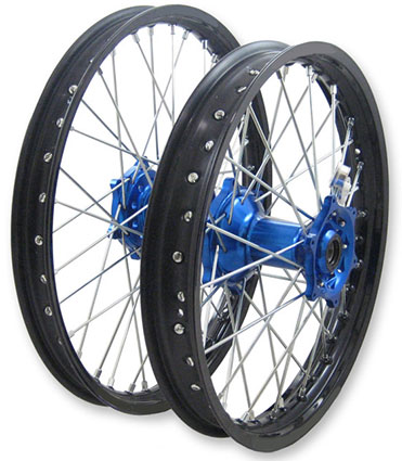 x-tech-mx-wheel-rear-yz125-250-99-15yz250f-01-15yz400f-99yz426f-00-02yz450f-03-15-blk-rimblu-hub-18-x-215